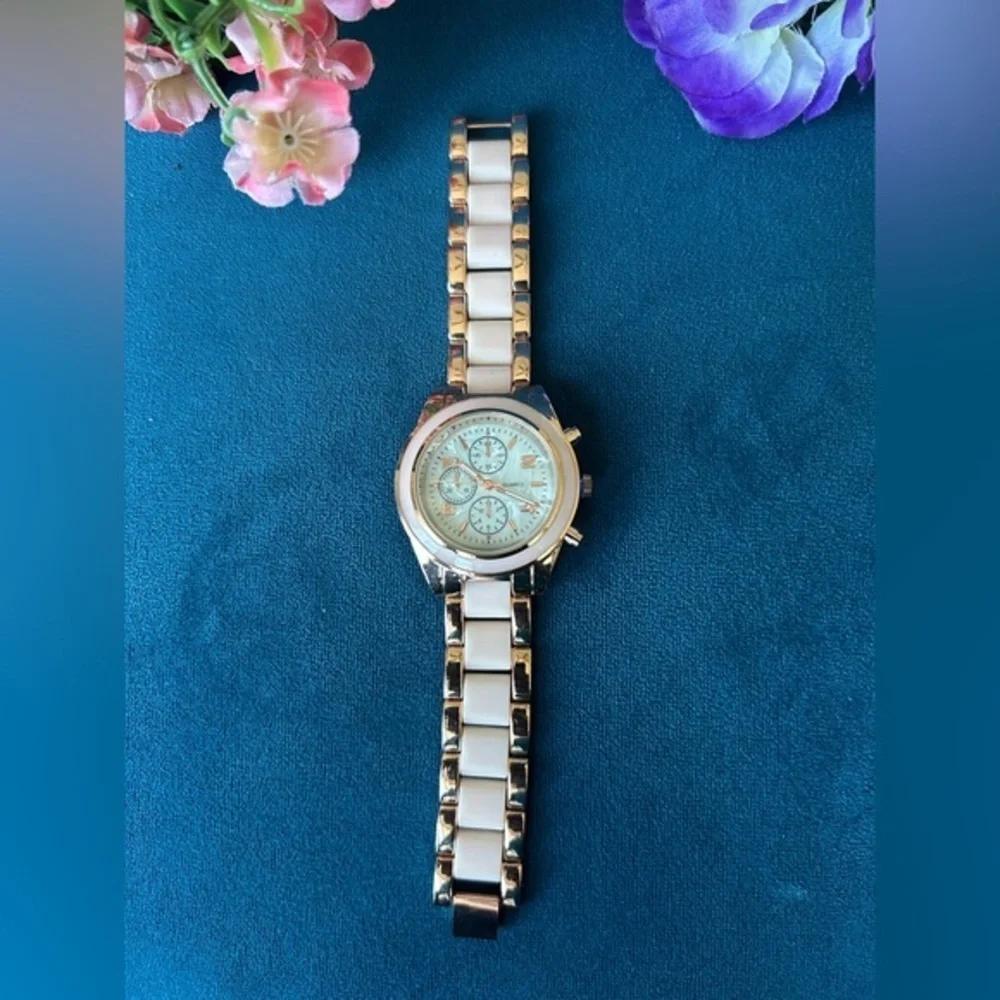 ✨NEW Aeropostale Blue and Gold Watches Modern